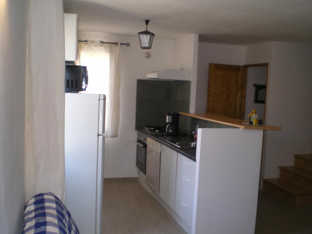 Les Cigales D'Estoublon Apartment Phòng bức ảnh
